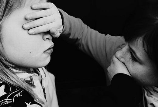 تا مبادا لب کنم وا ....