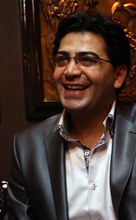 http://s2.picofile.com/file/7118305371/01_jpg%D9%86%D9%86.jpg