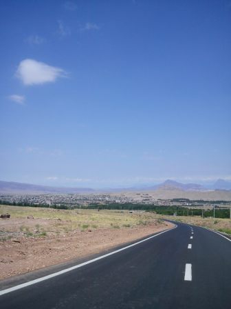 روستای زاویه و درختان پیر چنار 