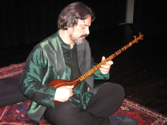 استاد حسین علیزاده