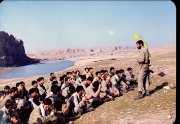 http://s2.picofile.com/file/7143801826/aks1.jpg