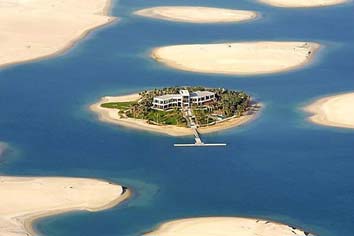 under_water_hotel_in_FIJI.jpg