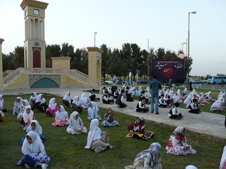 http://s2.picofile.com/file/7164152682/44_www_badroodcity_blogfa_com.jpg