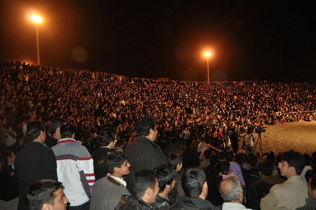 http://s2.picofile.com/file/7164157632/55_www_badroodcity_blogfa_com.jpg