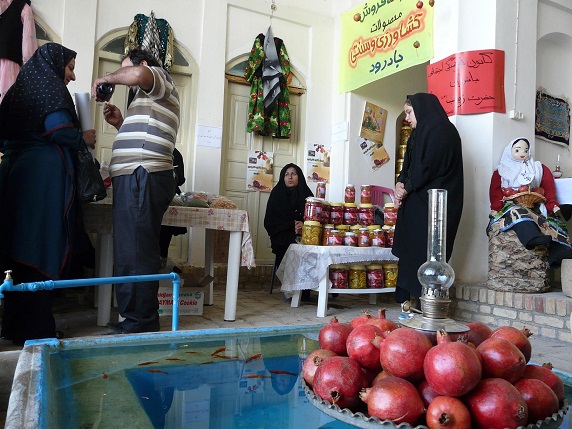 http://s2.picofile.com/file/7164159137/59_www_badroodcity_blogfa_com.jpg
