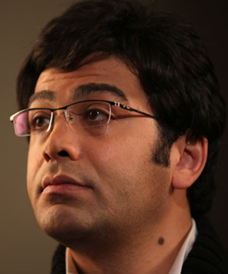 http://s2.picofile.com/file/7202461284/farzad_20111128_1884864154.jpg
