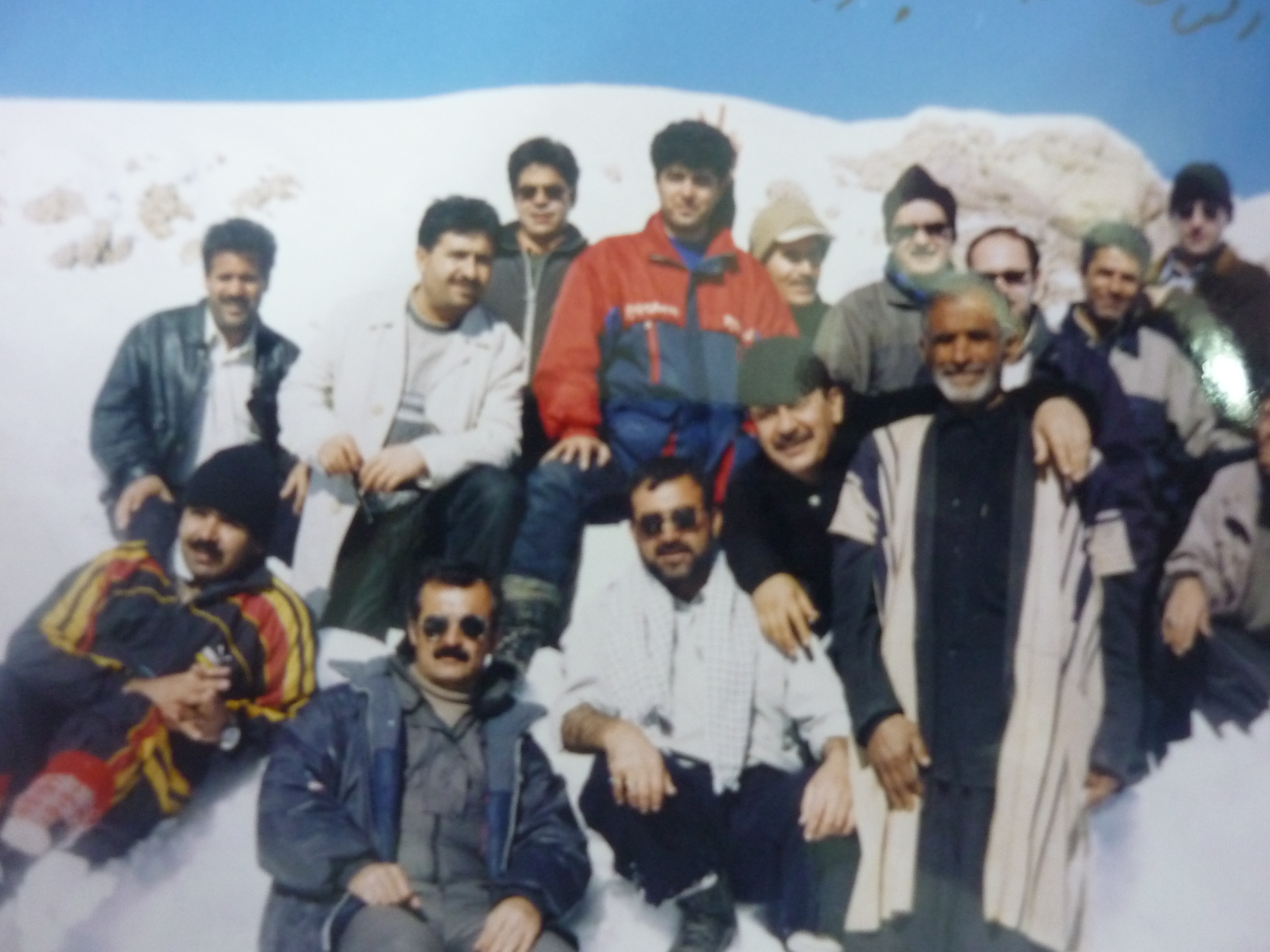 http://s2.picofile.com/file/7209439137/P1030800.jpg