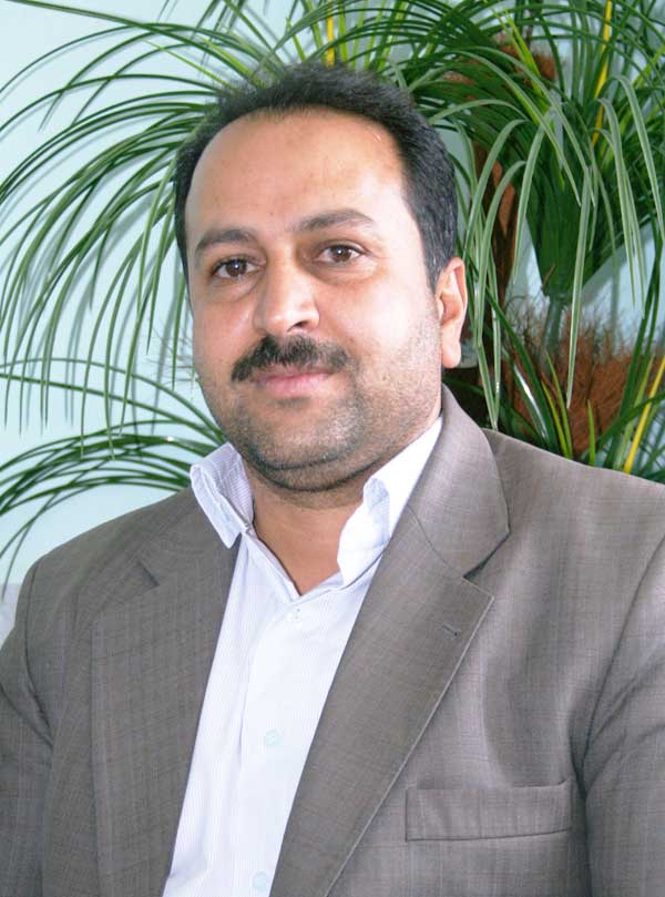 http://s2.picofile.com/file/7226401719/1.jpg