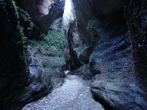 غار زينهگان