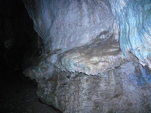 غار زينه‌گان