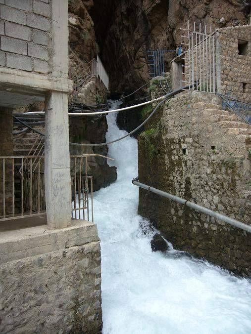 آبشار چشمه بل
