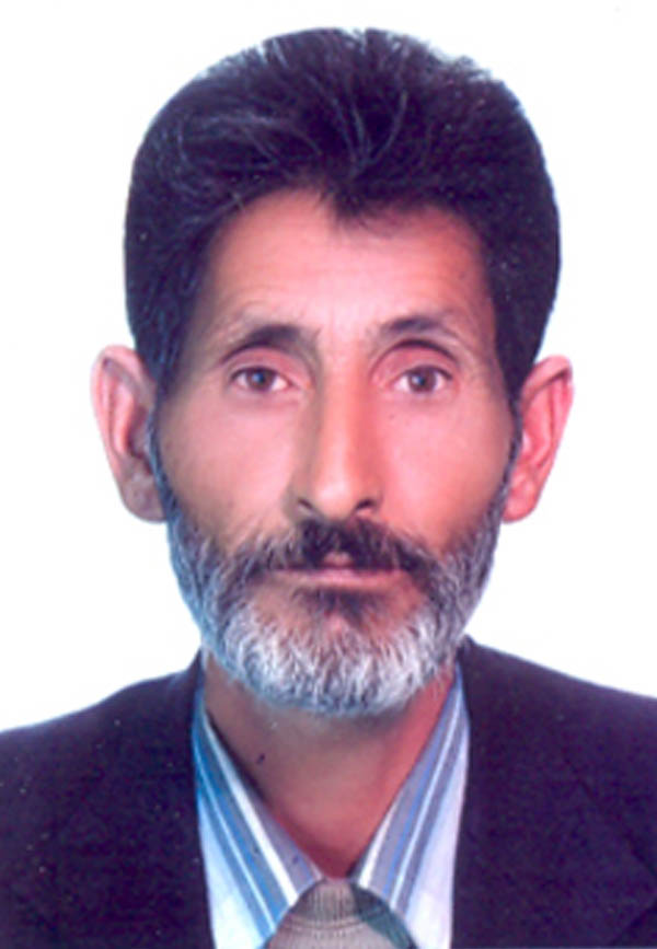 http://s2.picofile.com/file/7234703545/qalandari.jpg
