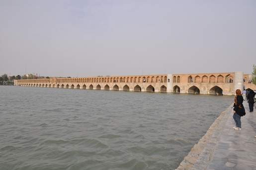 سی و سه پل اصفهان