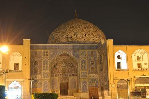 مسجد شیخ لطف الله اصفهان