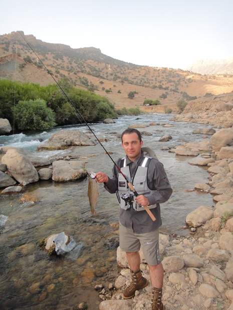 شهاب در کنار رودخانه سوسن سرخاب (سربازار)