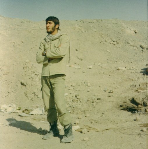 http://s2.picofile.com/file/7282226020/42.jpg