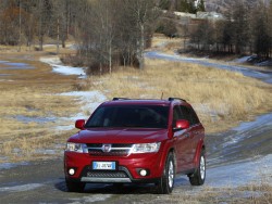 عکس مدل جدید ماشین فیات Freemont AWD