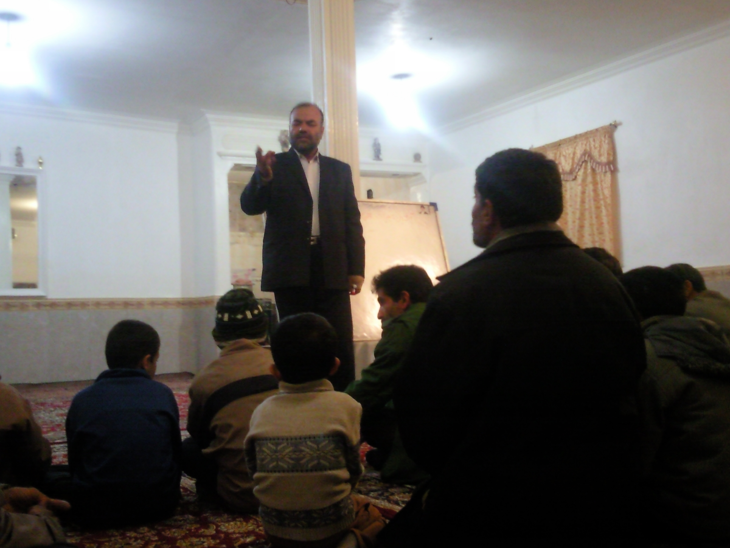 کلاس آموزش قرآن در چنارک
