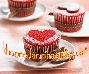 کیک سرخ عاشقانه