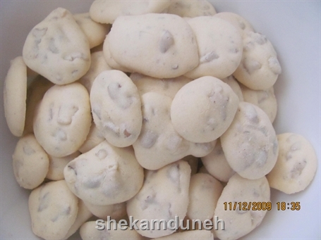 شیرینی گردویی