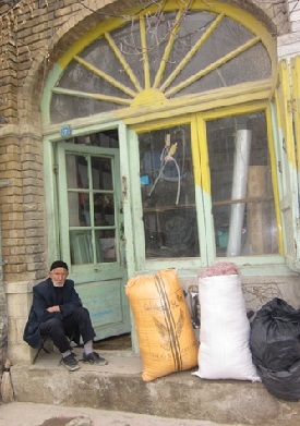 بازار تکاب