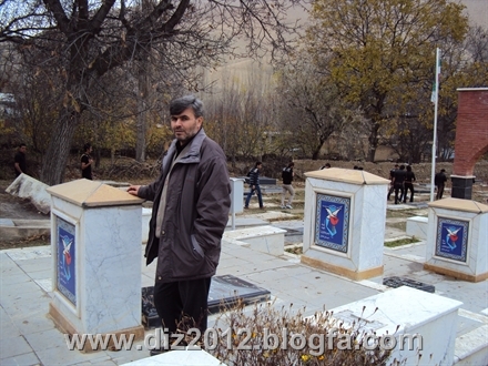 http://s2.picofile.com/file/7566889886/DSC05175.jpg