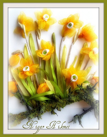 گل های نرگس