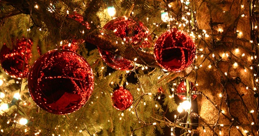 http://s2.picofile.com/file/7596959886/Christmas_general_carousel.jpg