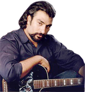 http://s2.picofile.com/file/7598765913/naser_1_.jpg
