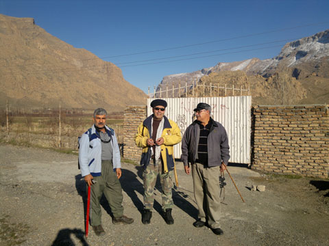 http://s2.picofile.com/file/7620645157/91_10_26_2_.jpg