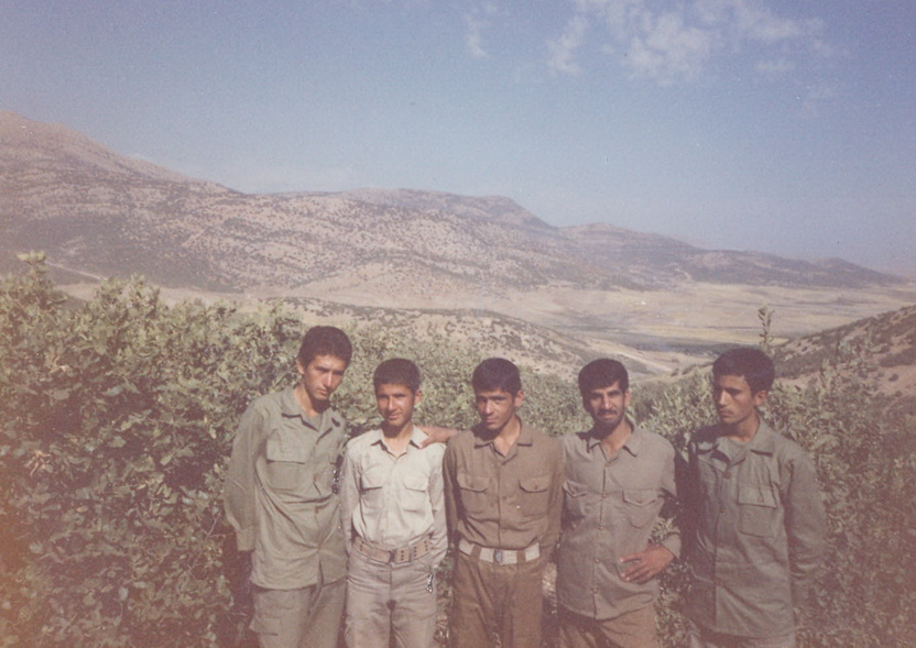 http://s2.picofile.com/file/7630545371/satary_ali_0_84_.jpg