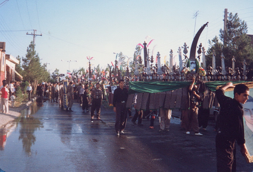 http://s2.picofile.com/file/7630547739/satary_ali_0_98_.jpg