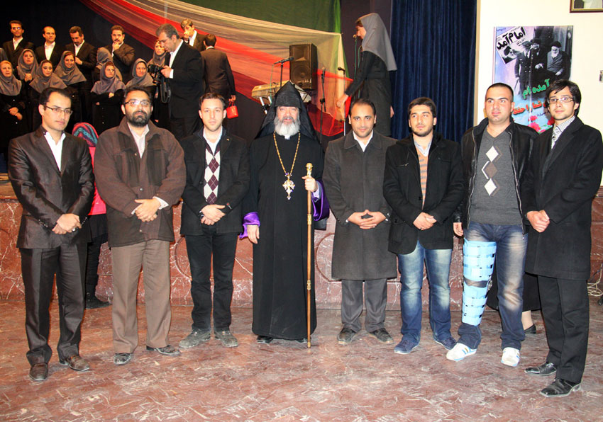 جشن سالگرد پیروزی انقلاب اسلامی در جمع ارامنه آذربایجان شرقی باحضور همیاران حقوق بشر در تبریز