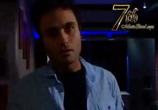 http://s2.picofile.com/file/7656517953/zamaneh043.jpg