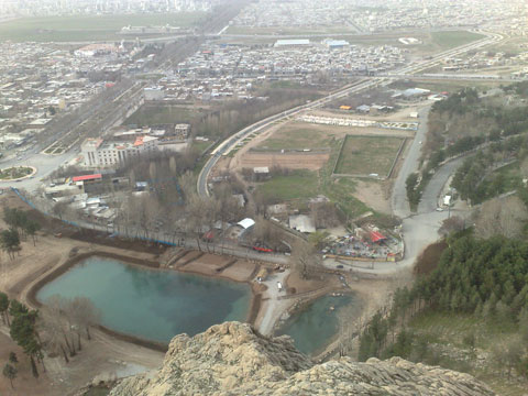 http://s2.picofile.com/file/7689945913/20131223297.jpg