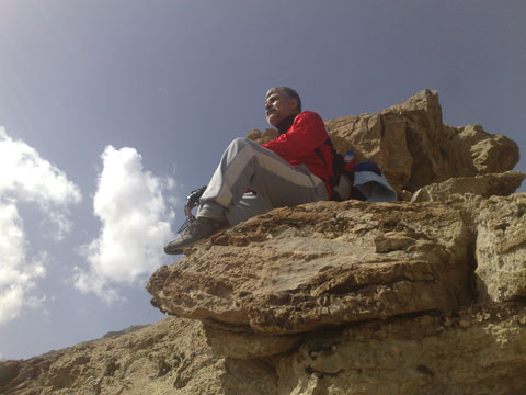 http://s2.picofile.com/file/7689956662/20131223367.jpg