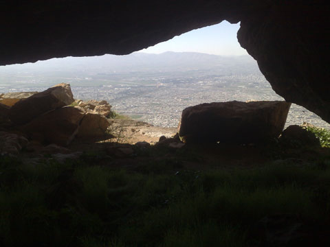 http://s2.picofile.com/file/7697144729/20131229384.jpg