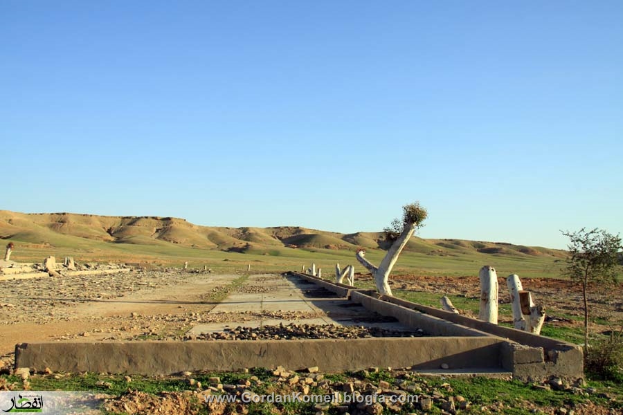 http://s2.picofile.com/file/7887391070/10.jpg