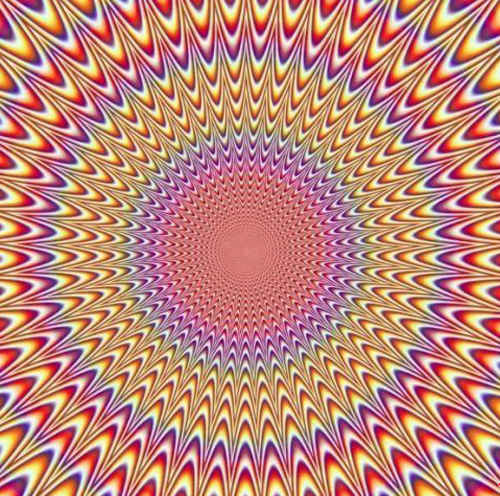 http://s2.picofile.com/file/7917609993/Best_illusions_for.jpg