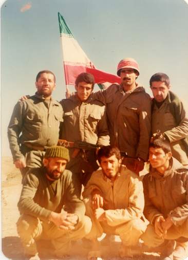 برادران شهید بسیجی علی اصغر عبدی برادران شهید بسیجی علی اصغر عبدی