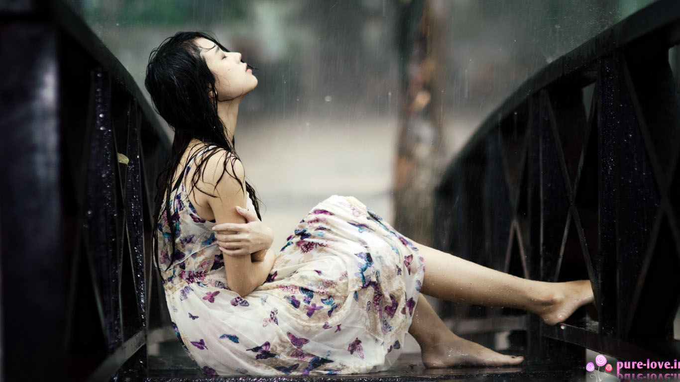 بی عشق خیس بارانی
