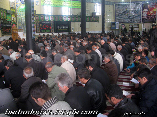 http://s2.picofile.com/file/8100343800/ziyarat17.jpg