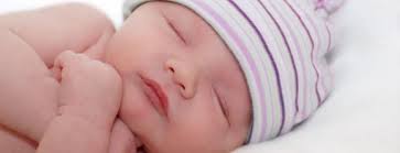 نوزاد تازه متولد شده چند ساعت میخوابد
