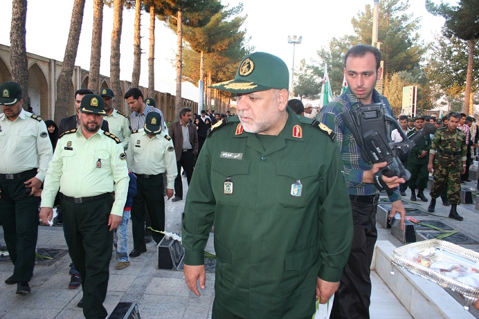 http://s2.picofile.com/file/8260835684/IMG_0530.jpg