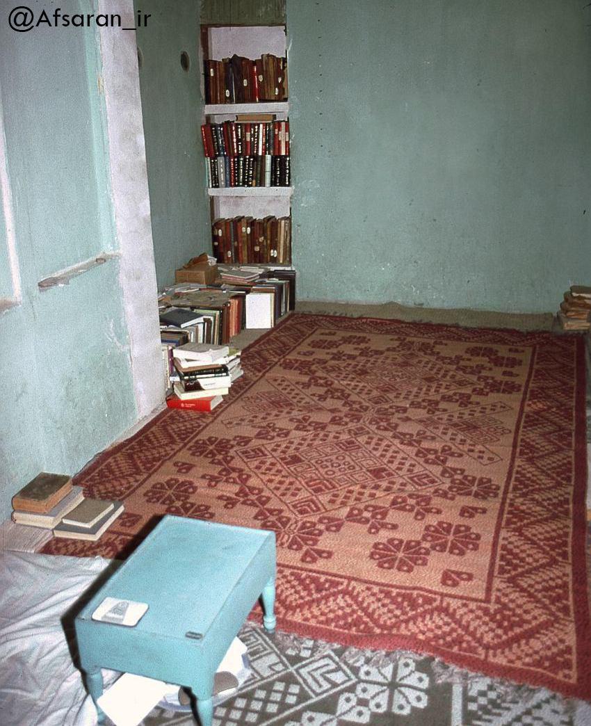 http://s2.picofile.com/file/8261560892/%D9%85%D9%86%D8%B2%D9%84_%D8%A7%D9%85%D8%A7%D9%85_%D8%AE%D9%85%DB%8C%D9%86%DB%8C_%D8%B1%D9%87_%D8%AF%D8%B1_%D9%86%D8%AC%D9%81_%D8%A7%D8%B4%D8%B1%D9%81.jpg