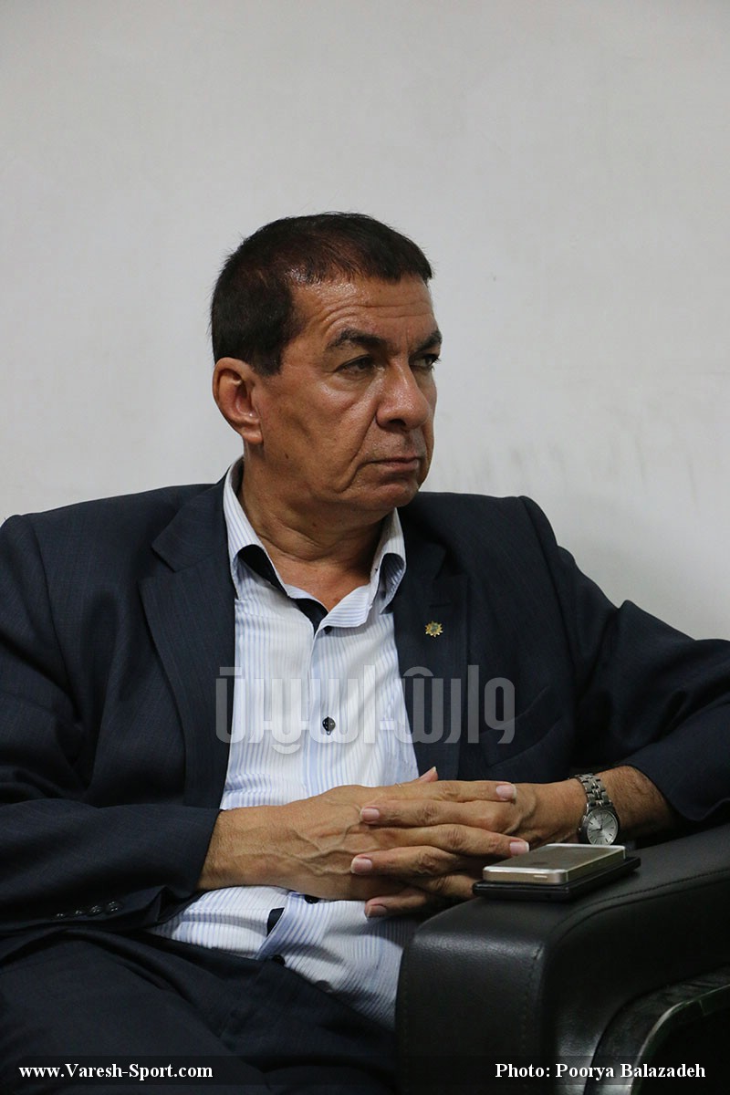 دکتر علی افتخاری