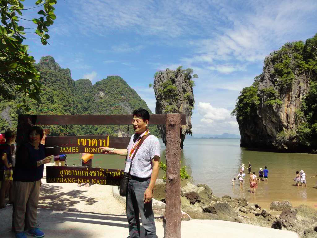http://s2.picofile.com/file/8261786484/578.jpg