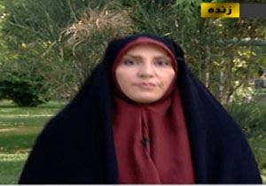 معصومه احمدی فیلم بیهوش شدن معصومه احمدی مجری هواشناسی در اجرای زنده+بیوگرافی