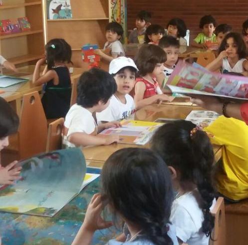 <a href='http://ketabkhanefarhango.niloblog.com/p/8/'>بازدید</a> مهدکودک، کودک و آینده از کتابخانه