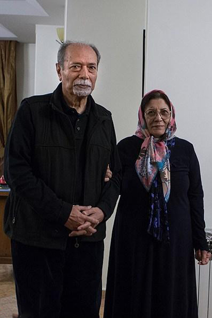 علی نصیریان با همسرش